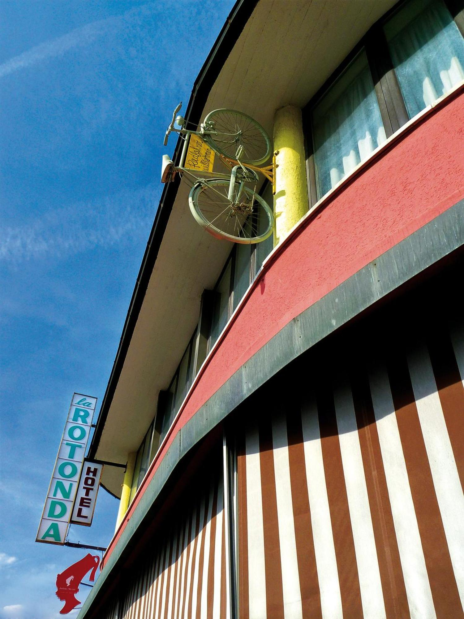 La Rotonda Hotell Pergine Valsugana Exteriör bild