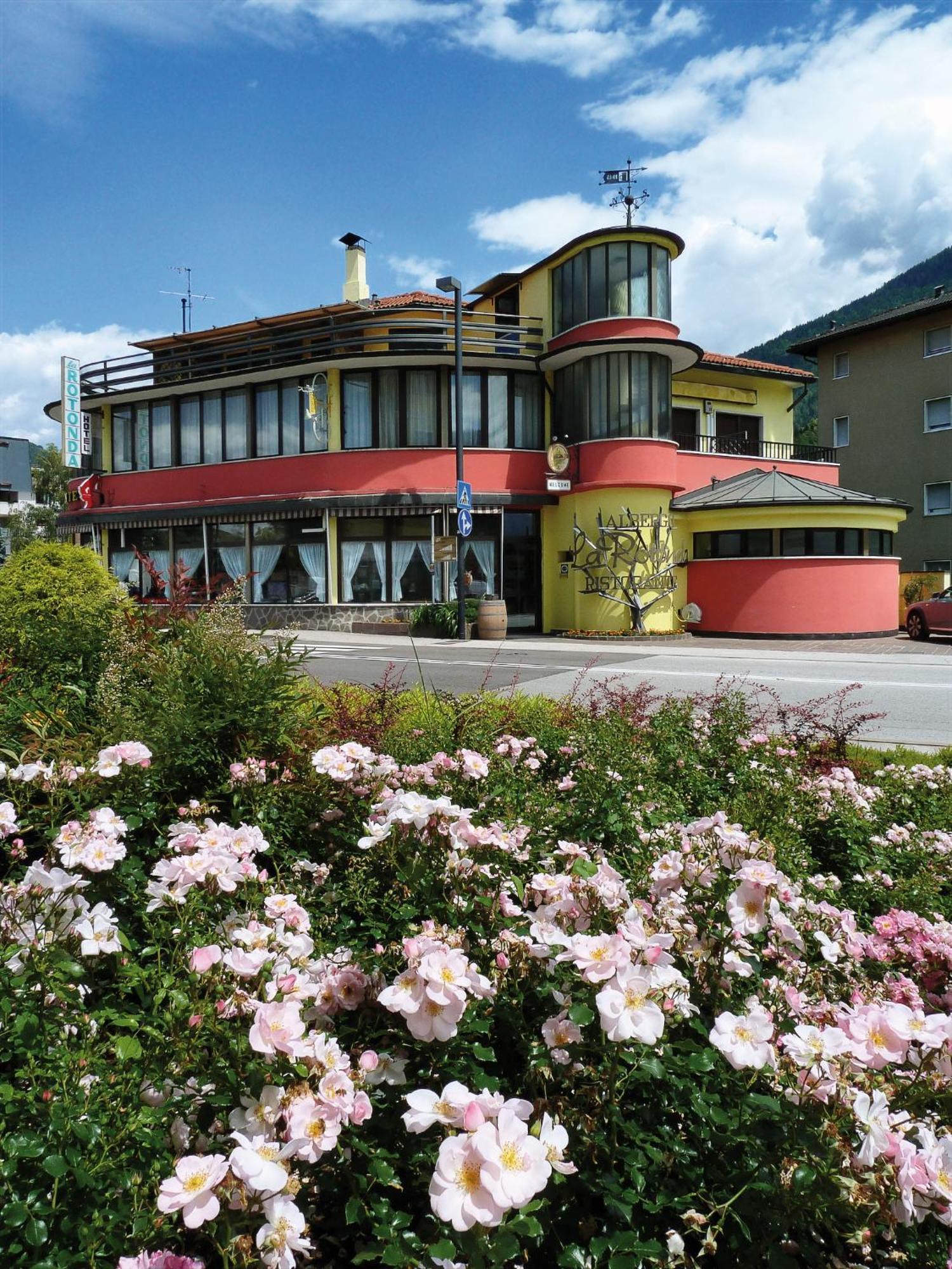 La Rotonda Hotell Pergine Valsugana Exteriör bild